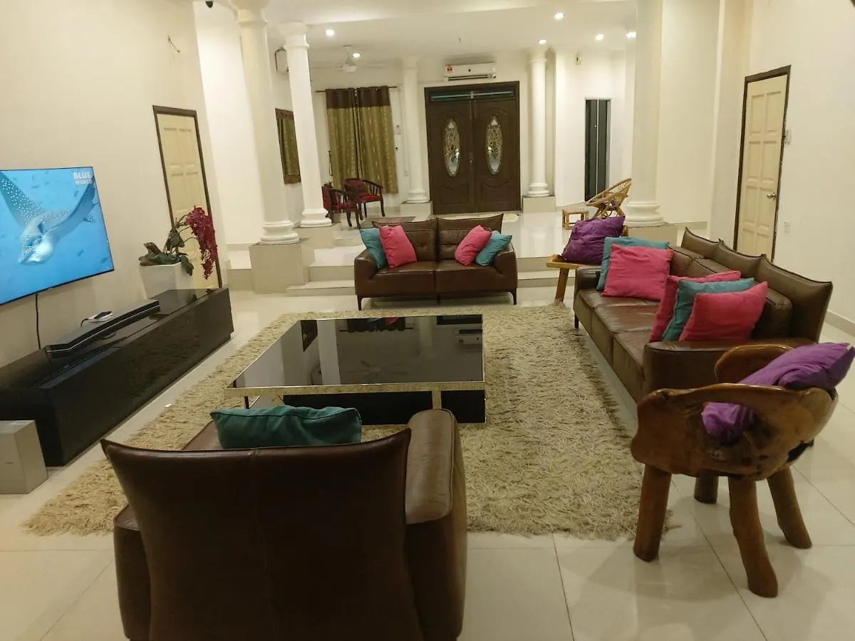 Homestay Villa Solihin Sungai Buloh 0*,