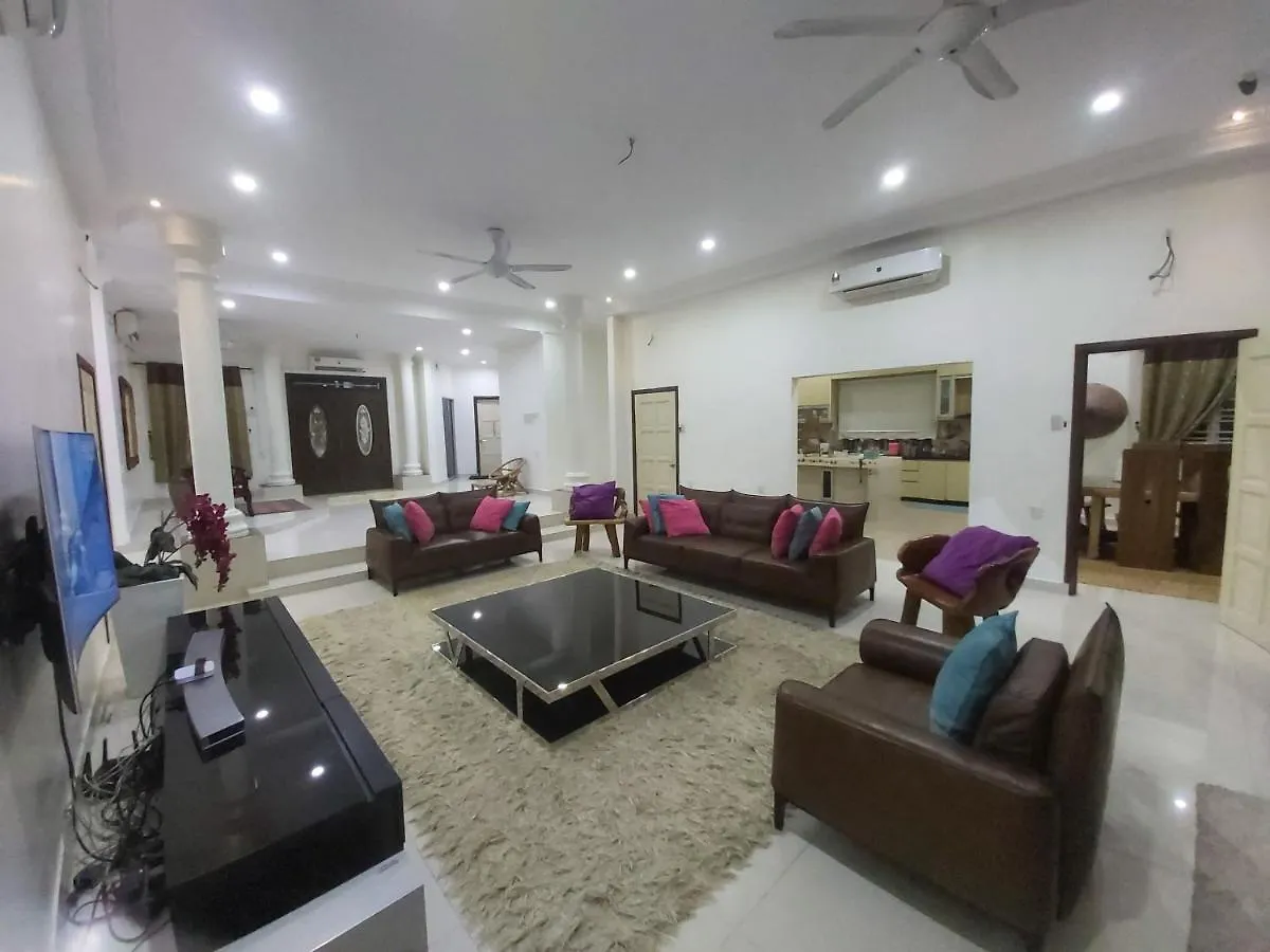 Homestay Villa Solihin Sungai Buloh