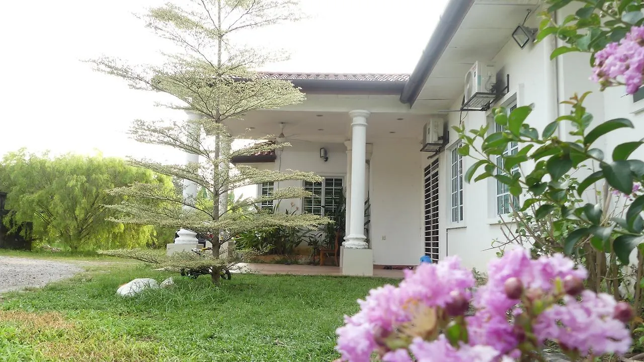 Homestay Villa Solihin Sungai Buloh Malaysia